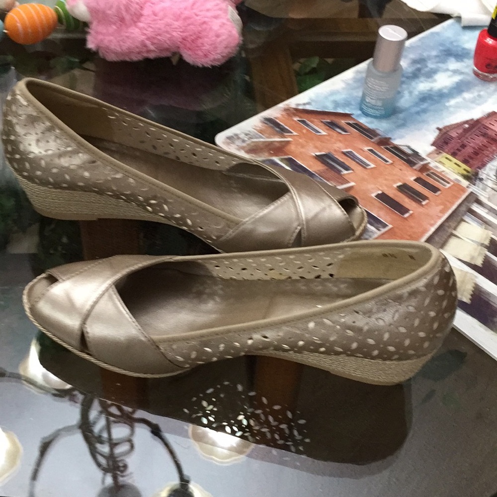Shoes by Sesto meucci